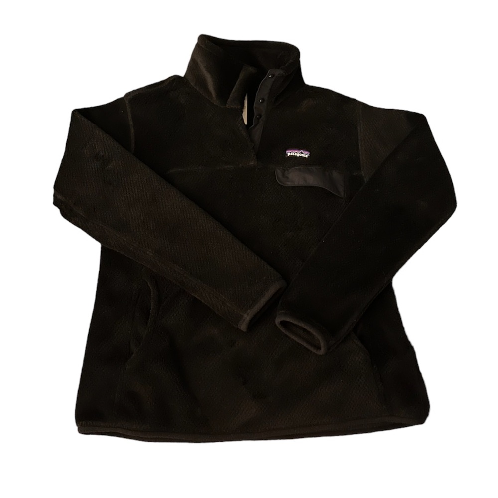 Comfy Patagonia quarter button up sweater